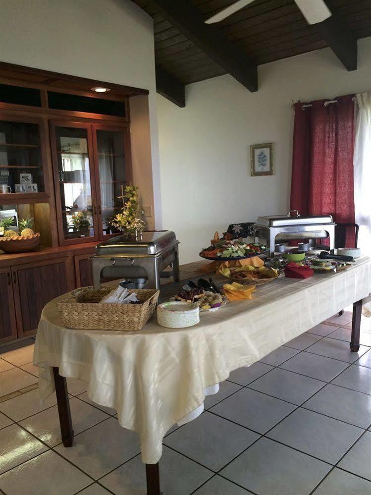 ラハイナ House Of Fountains Bed & Breakfast エクステリア 写真